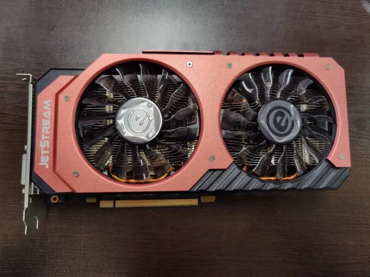 이엠텍 GTX 960 Jetstream 2GB GDDR5